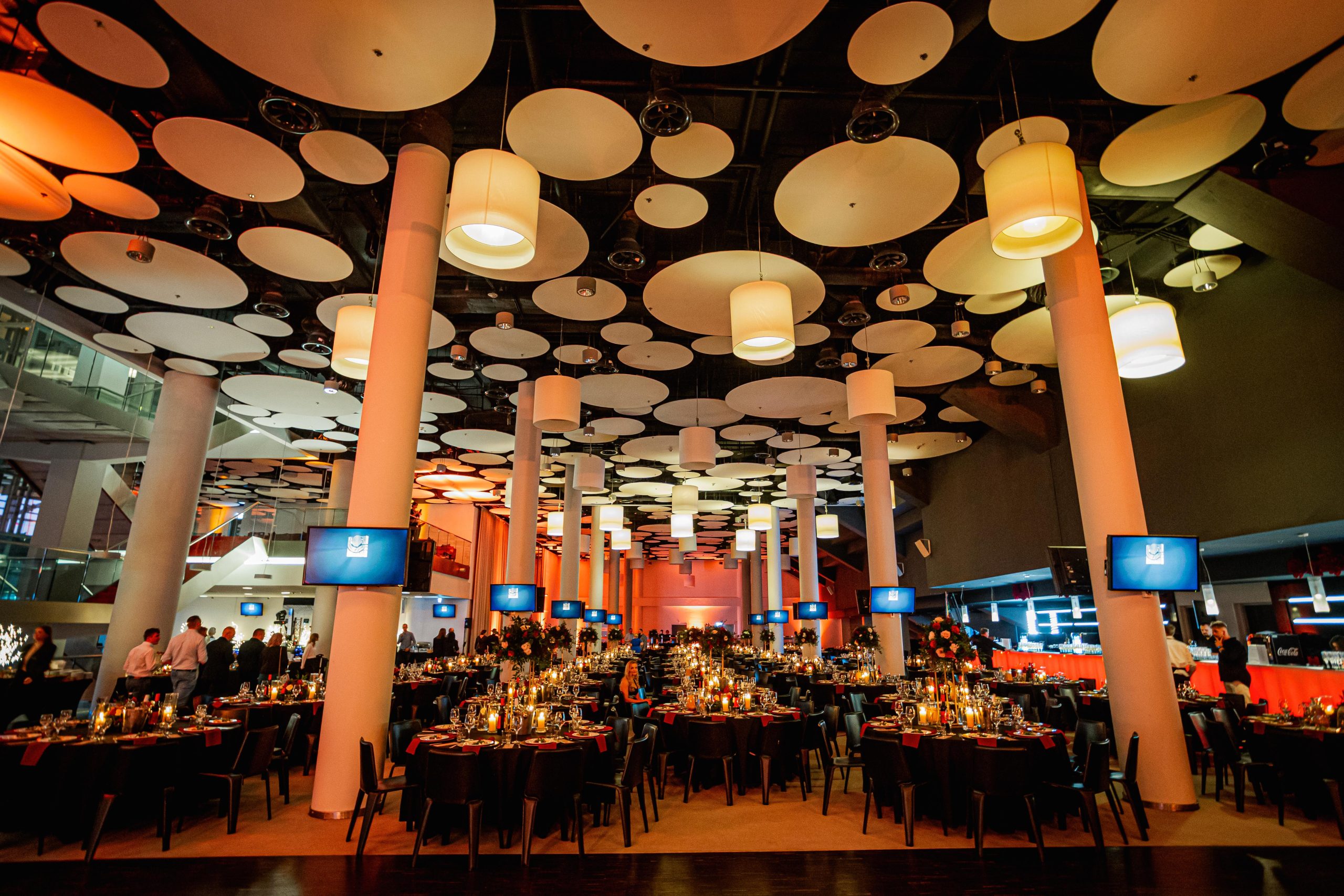 Tarczyński Arena — restaurant zone